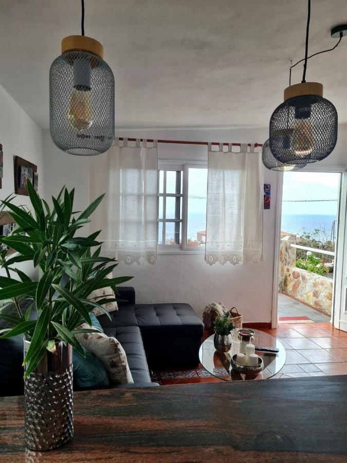 La Casita De La Brena. * Frontera